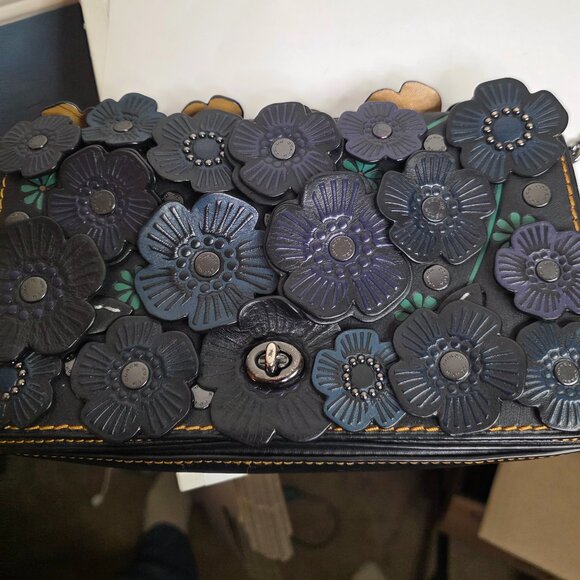 Coach Dinky With Tea Rose Crossbody Leather DK 20215 - Picture 14 of 15